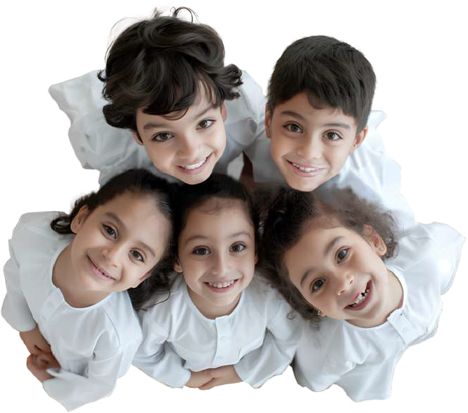 أطفال يضحكون